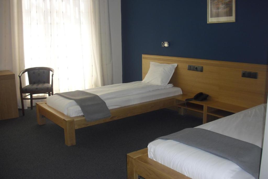 Universal Hotel Dupnitsa Room photo